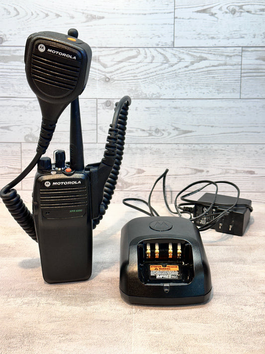 Motorola Xpr 6350 UHF 403-470 MHz Refurbished Starter Pack 1 Radio Kit & Shoulder Mic Included