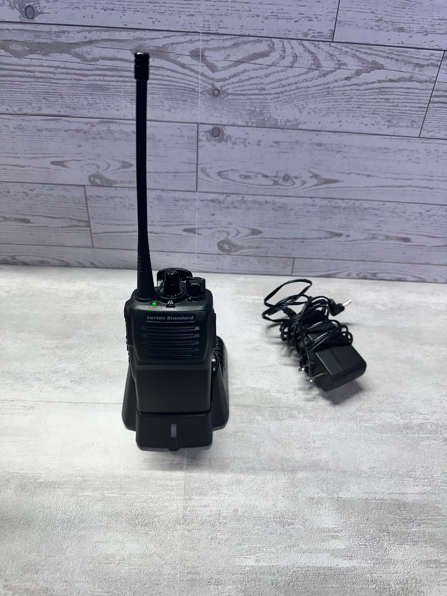 $50 Vertex Value Pack- Vertex Standard VX-351 UHF 450-512 MHz Radio Kit Used but Working Condition Free Shipping